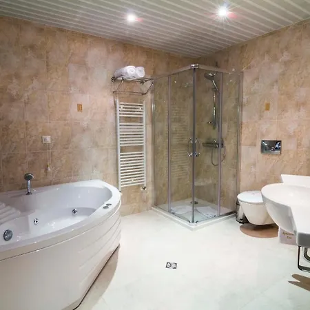 Arbanashki Hotelcomplex Otel